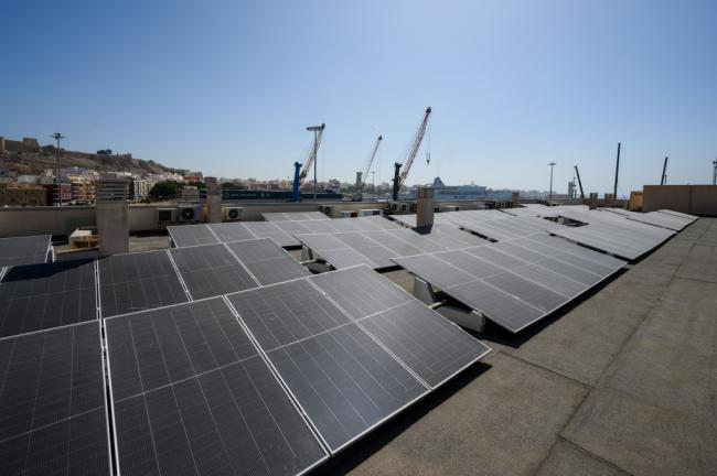 Puerto de Almería instala planta solar para autoconsumo
