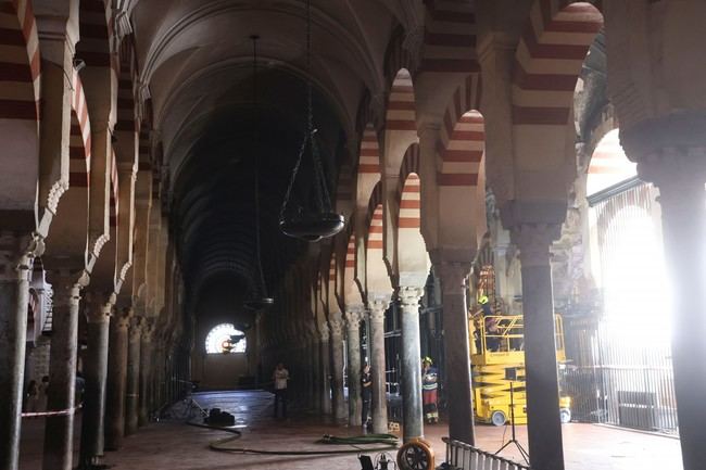 Fuga de agua en la Mezquita de Córdoba resuelta rápidamente