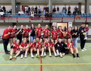 El Evenia Hotels Balonmano Roquetas acaricia el liderato tras vencer con solvencia al conjunto malagueño