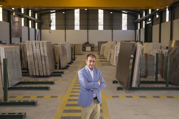 AEMA recibe el Premio Economía 2024 por su impacto en el sector del mármol