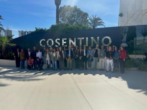 Colaboración entre Junta, CaixaBank y Cosentino para la FP