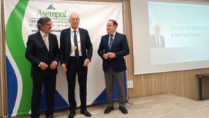 Emoción y reconocimiento en la entrega de la Medalla de Oro de ASEMPAL a José Cano