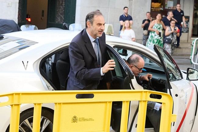 Ábalos niega en el Supremo su implicación en la trama Koldo