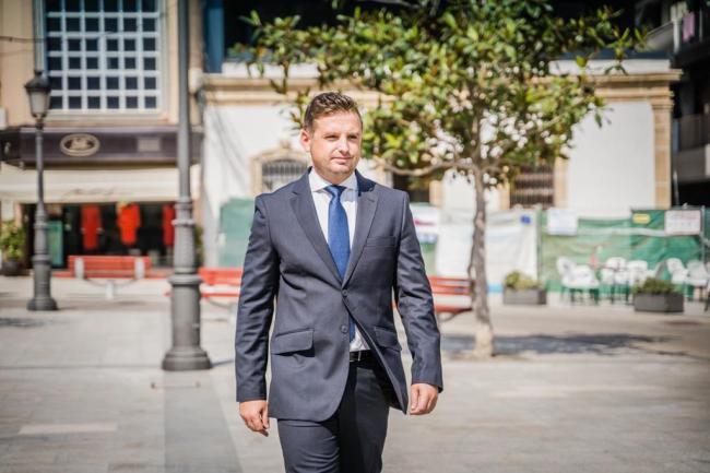 El Ayuntamiento de Roquetas de Mar resuelve 3401 incidencias por apps