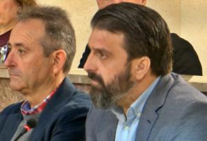 Vox critica la "hipocresía" de PP y PSOE y exige una "limpieza total"