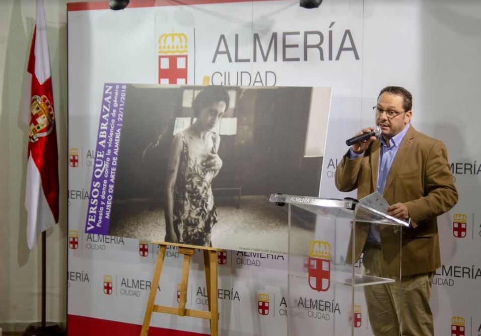 ‘Versos Que Abrazan’ celebra su tercera edición este viernes
