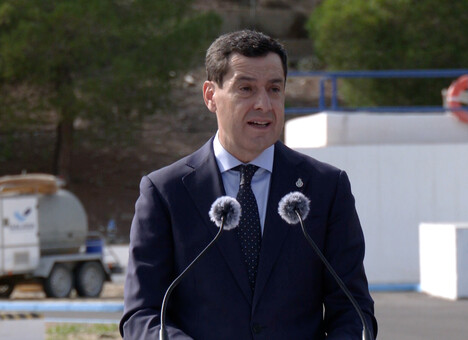 Moreno denuncia el aislamiento por tren de Almería y la extensión del narcotráfico desde Pulpí
