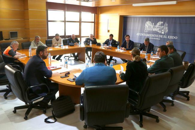 La Junta Local de Seguridad de El Ejido fija el dispositivo para los comicios del 28-A y San Marcos