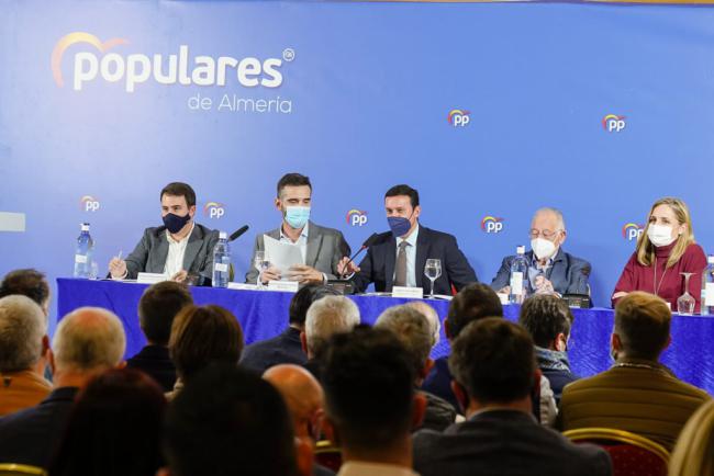 El PP de Almería apuesta por el “proyecto ganador” de Feijóo