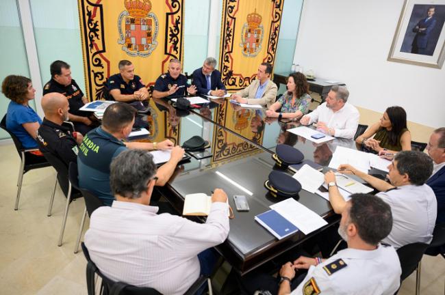 El Ayuntamiento de la capital refuerza el dispositivo para San Juan