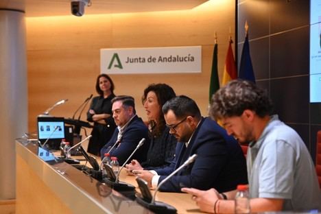 Alcaldesa de Almería destaca modelo de vivienda pública como ejemplo de gestión responsable
