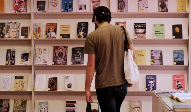 Actividades del Día del Libro en Almería incluyen cuentacuentos y lecturas inclusivas