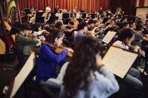 Más de 700 jóvenes músicos se postulan para la Orquesta Joven de Andalucía