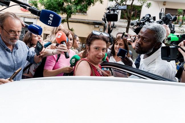 Leire Díez renuncia al PSOE tras su comparecencia por el caso UCO
