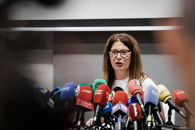 Leire Díez, imputada por corrupción, comparecerá el 11 de noviembre