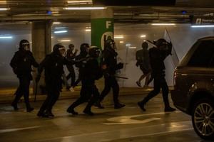 Fiscalía solicita absolución para policías que dejaron tuerto a votante del 1-O