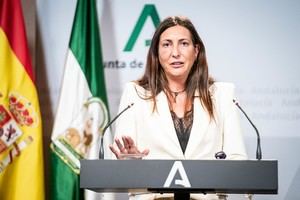 La Junta de Andalucía critica falta de comunicación del Gobierno sobre crímenes machistas