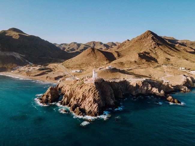 La Junta de Andalucía evalúa la conciencia ambiental en Almería con el Ecobarómetro 2025