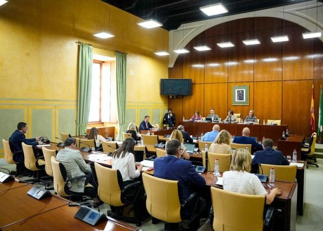 La Junta de Andalucía apoya a los viticultores almerienses frente al mildiu