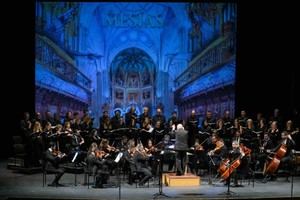 La Orquesta Ciudad de Almería deslumbra con 'El Mesías' de Haendel en un concierto navideño