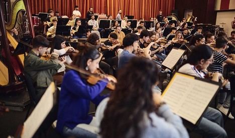 Convocatoria para jóvenes directores de orquesta en Andalucía