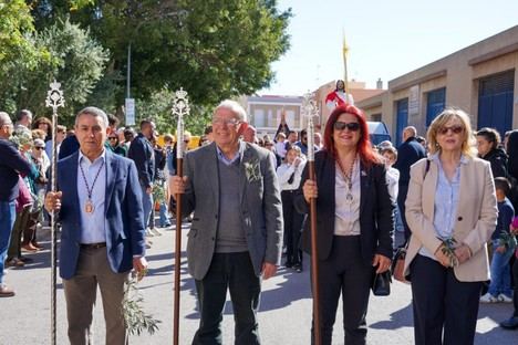 Vícar celebra el inicio de la Semana Santa con fervor y alegría