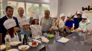 Sabores Almería acoge la presentación de una guía de recetas infantiles