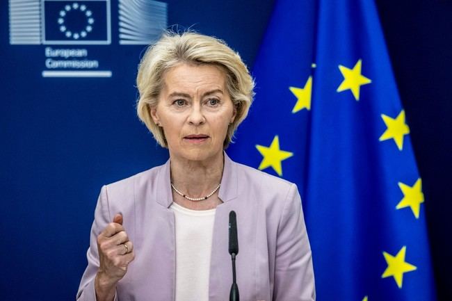 Interferencia rusa obliga a von der Leyen a aterrizar con mapas manuales