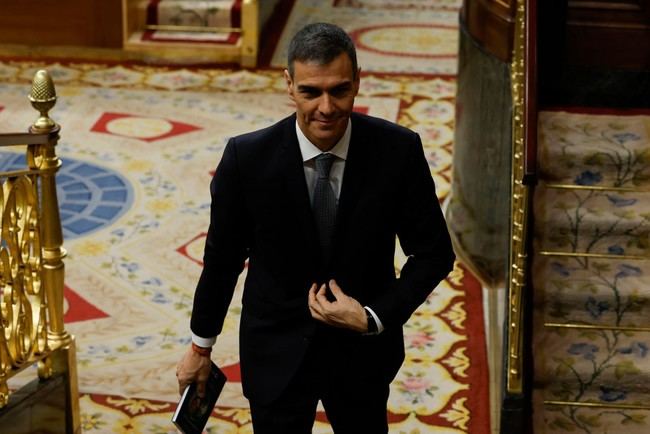 Pedro Sánchez enfrenta críticas por casos de acoso sexual en el PSOE
