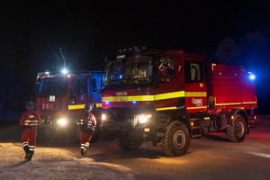 La UME despliega 170 efectivos para combatir incendio en Los Garres, Murcia