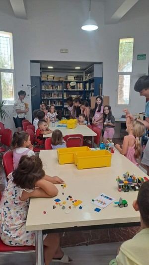 Éxito en el primer semestre de las bibliotecas de Vícar