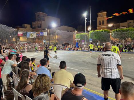 600 deportistas en las 24 Horas de Fútbol Sala de Albox