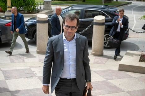 Carlos Cuerpo presenta un plan para mejorar la seguridad en Ceuta