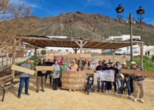 El ruido de las cacerolas despierta al Cabo de Gata frente al olvido eléctrico y digital
