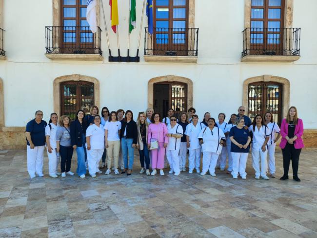 Albox celebra una Jornada de Salud y cuidado de mayores en la Plaza Mayor