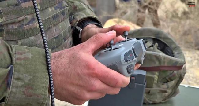 El Ejército prueba drones y cyberdogs en Viator