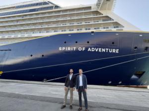 El crucero 'Spirit of adventure' escala por primera vez en Almería con casi mil pasajeros