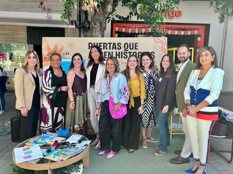 Loles López resalta la necesidad de familias acogedoras en Andalucía