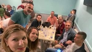 Empresarios españoles evacuados a la embajada en Trípoli