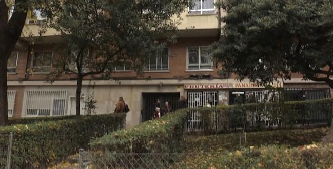Policía incauta dispositivos en caso de mujer que se lanzó con sus hijos desde un décimo piso en Madrid