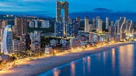Mayores de Vícar se van de convivencia a Benidorm en octubre