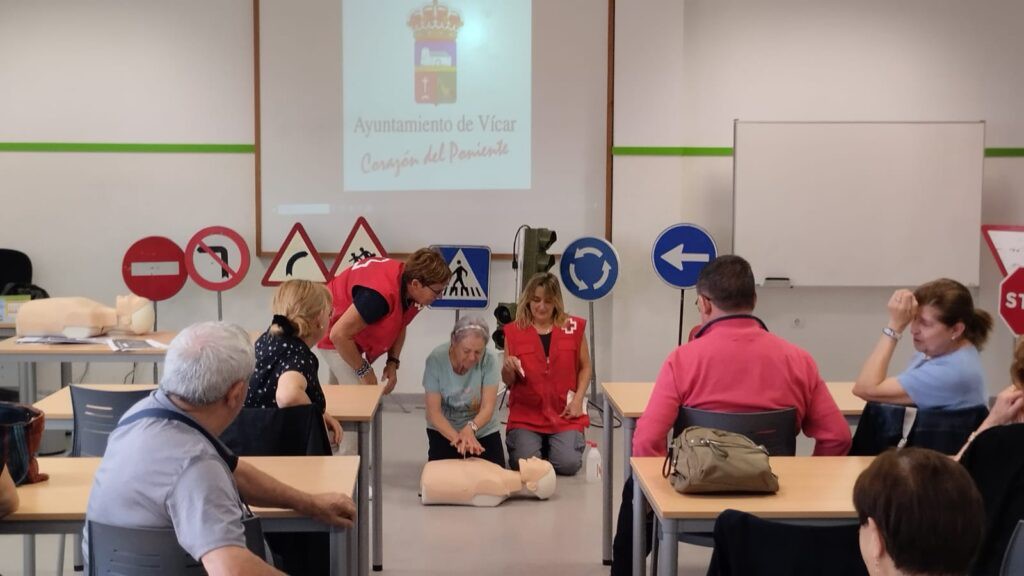 Mayores de Vícar participan en Educación Vial por el Mes de la Salud