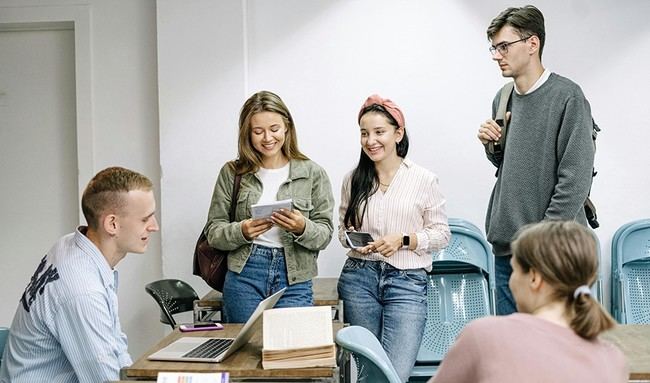 Universitarios impulsan el 26% de nuevas empresas en Andalucía