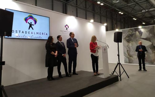 La delegada del Gobierno asiste a los principales actos de Almería en Fitur