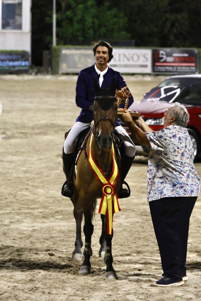 El jinete almeriense Mario Muñoz Criado gana el Gran Premio del trofeo de su SAR la Infanta Elena