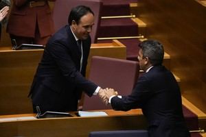 Mazón asume portavocía en Les Corts con aumento salarial de 9.000 euros