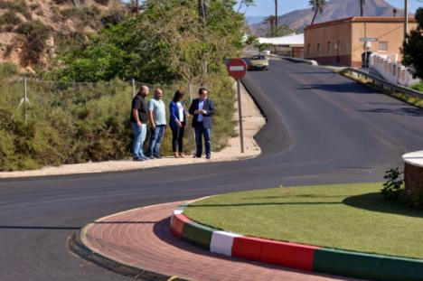 Diputación mejora tres tramos de la carretera del Chuche en Benahadux