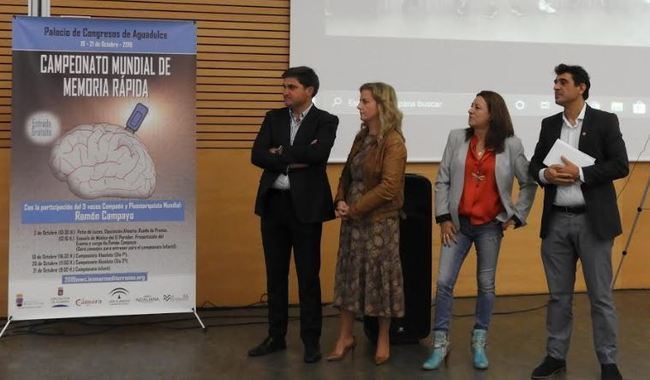 El Campeonato de Memoria Rápida reúne a 400 participantes de Roquetas de Mar
