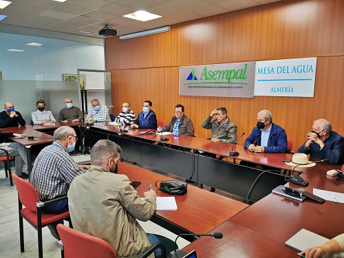 La Mesa del Agua estalla y se movilizará en Madrid el día 24