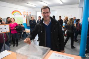 Castellón (PP) pide "unir para sumar"